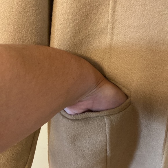 ๐ฅ๐๐ HOST PIC ๐๐๐ฅJoie Wool Trench Coat SZ Med Tan color 1 button closure - Picture 6 of 17